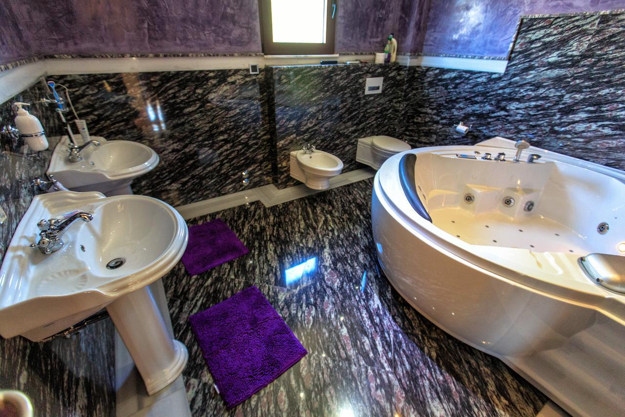 Compass Aparthotel Добра Вода Екстер'єр фото