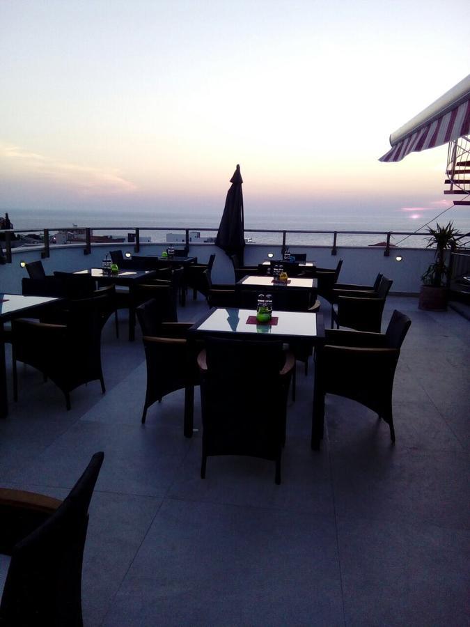 Compass Aparthotel Добра Вода Екстер'єр фото