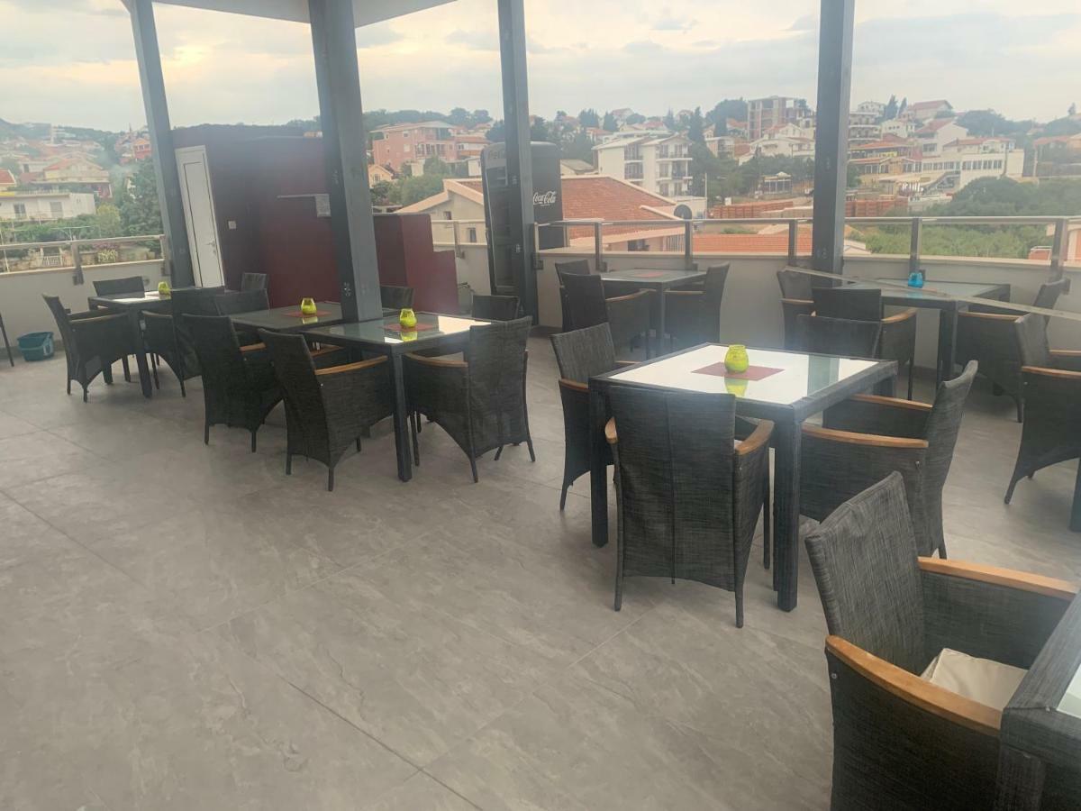 Compass Aparthotel Добра Вода Екстер'єр фото